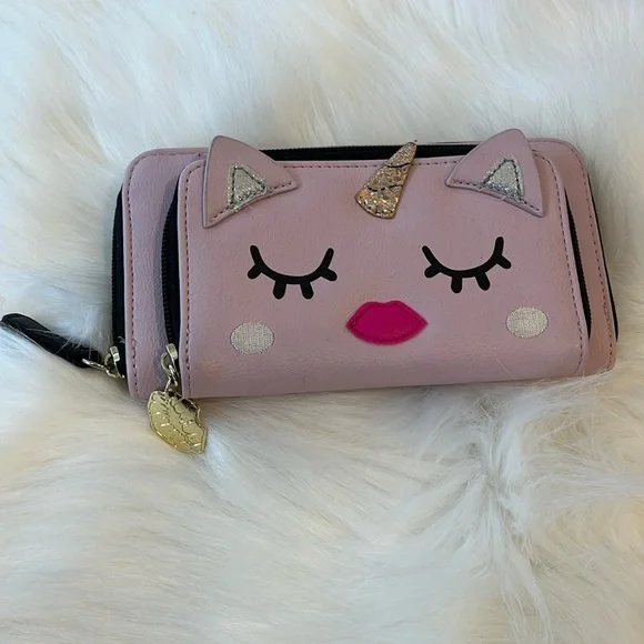 Luv Betsey by Betsey Johnson wallet coin purse cat unicorn pink zipper closure - Picture 1 of 12